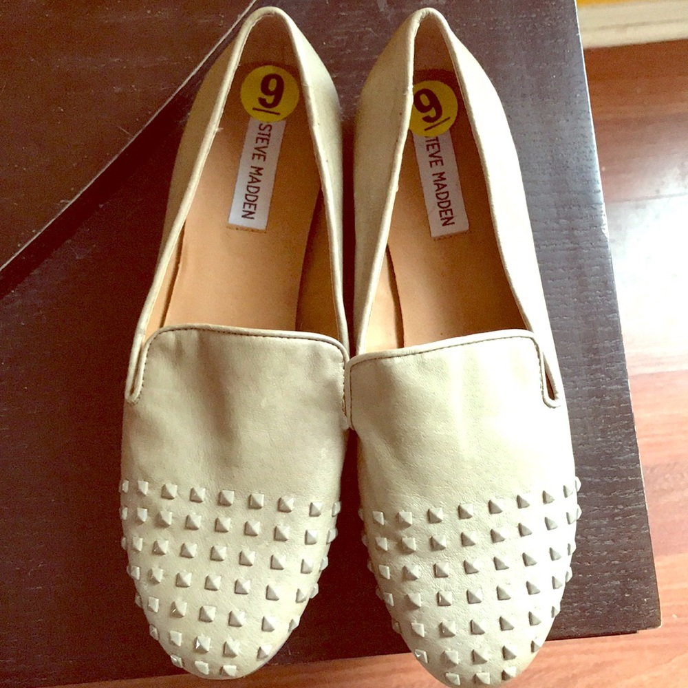 Steve Madden stubbed flats